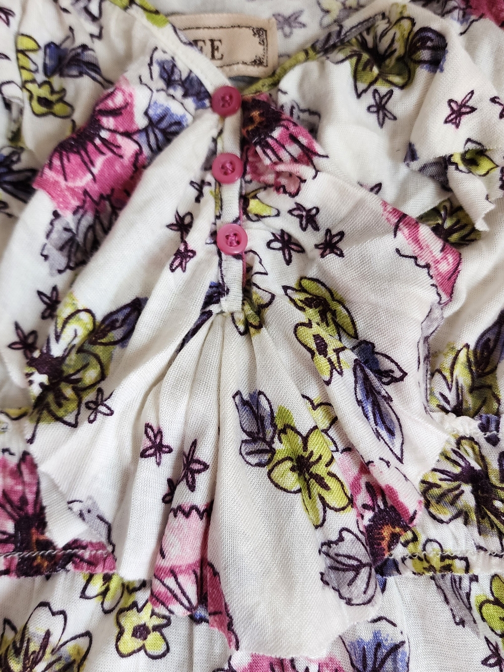 Floral Ruffle Tank Top - Picture 11 of 12